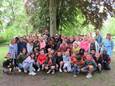 De vierde leerjaren van VBS Sint-Gorik en GO! De Krekel hebben 150 nestkastjes versierd. Vijf daarvan werden opgehangen in het Warandepark in Haaltert.