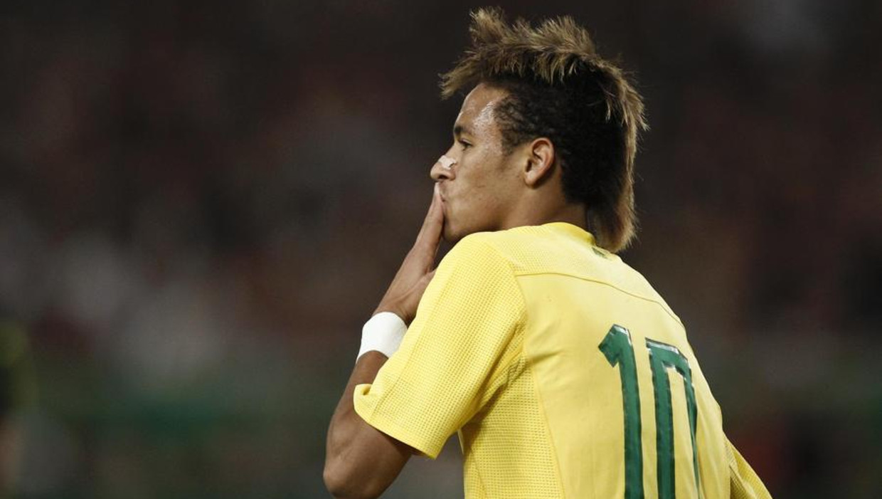 Voorwaardelijk Ongewapend roman Neymar (19) vader van jongetje | Het Parool