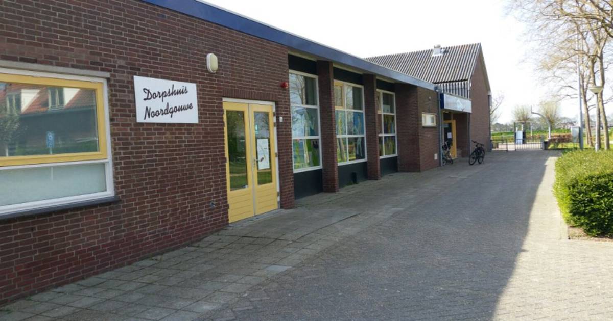 Vernielingen aangericht aan dorpshuis Noordgouwe
