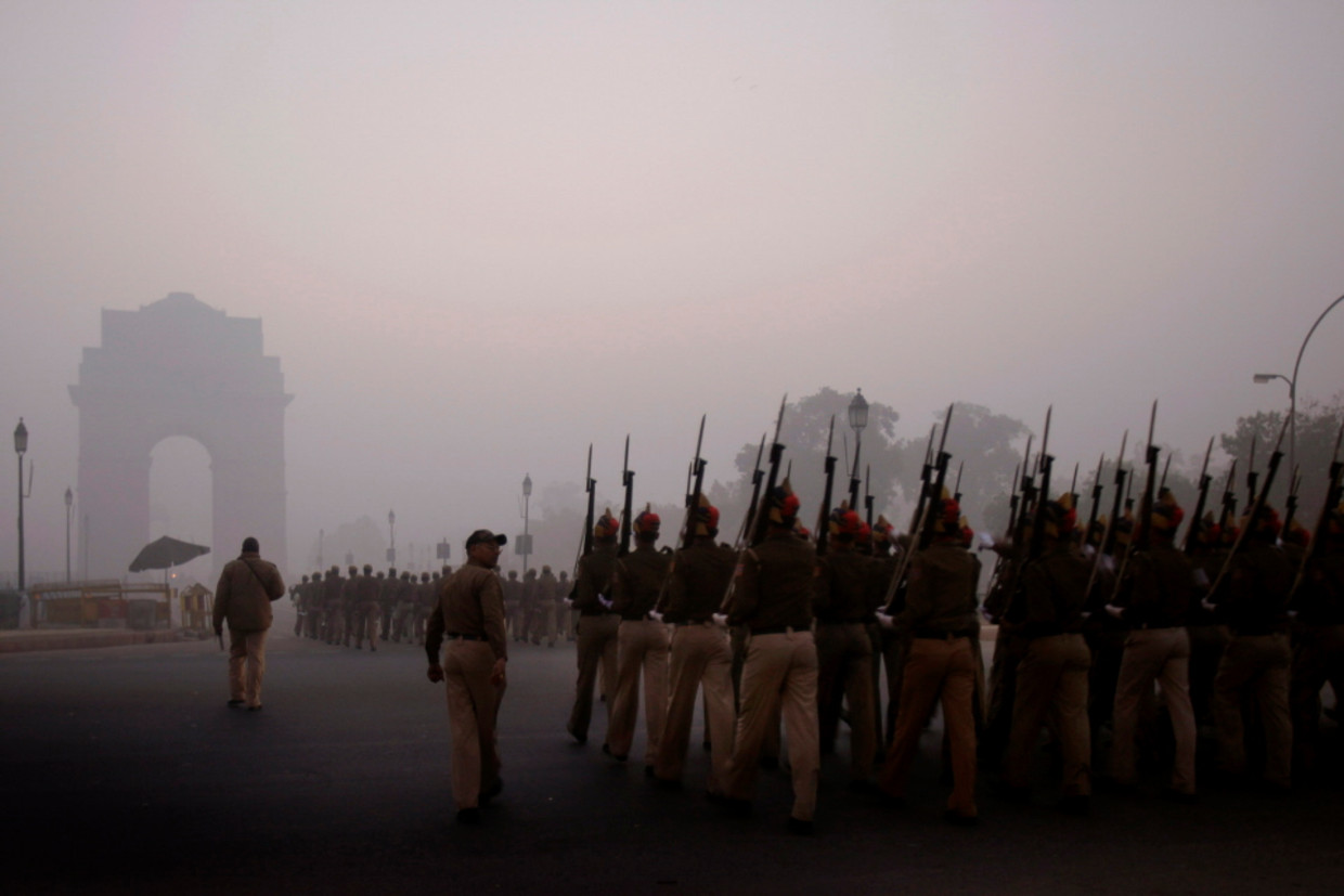 Politieagenten uit Delhi doen een oefening (AP) Beeld AP