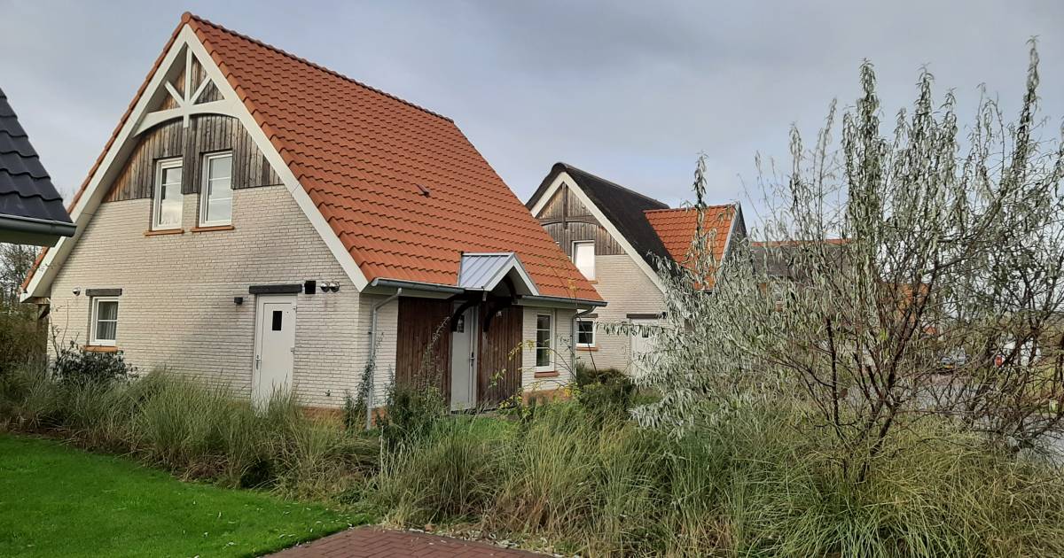 Dit is het huis van Louis van Gaal in Nieuwvliet, voor 437.500 euro kan het van jou zijn
