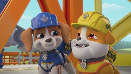 5. De crew bouwt een haarsalon & De crew bouwt een kleurrijke kristalshow