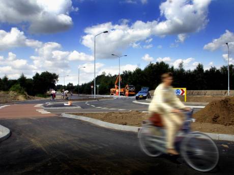 Roep om afschaffen anti-autopaal Nieuw Wolfslaar valt  in onvruchtbare aarde: ‘Geen enkele aanleiding voor’