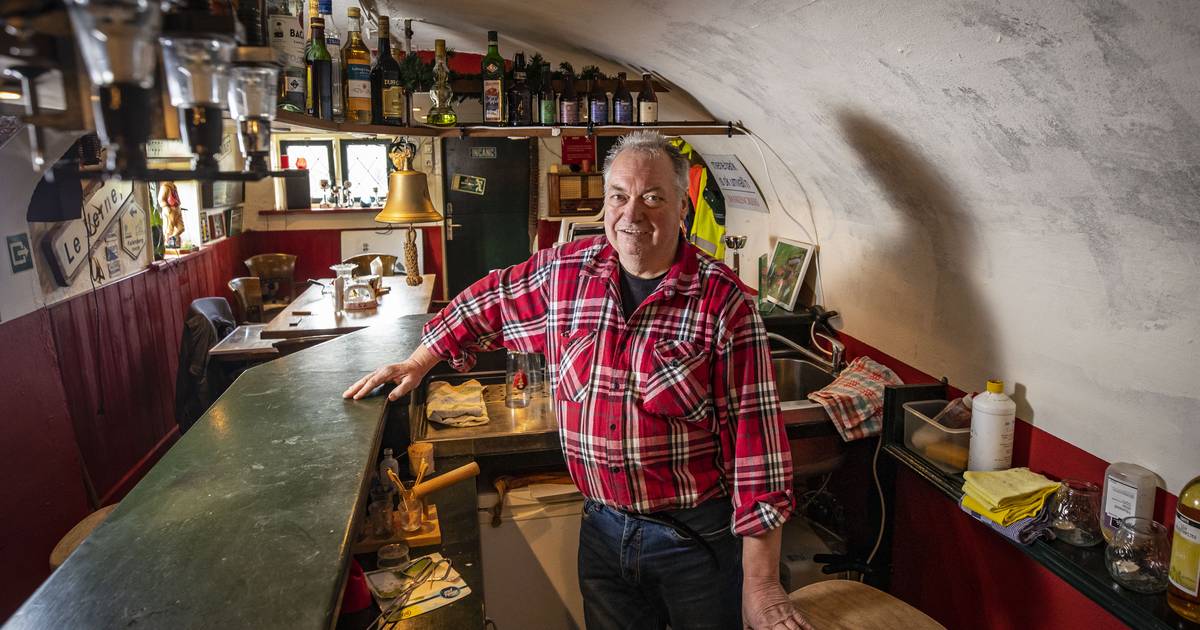 Verlangen naar gezellige avonden in De Bikkerbar in Tilligte waar de problemen des levens worden bes