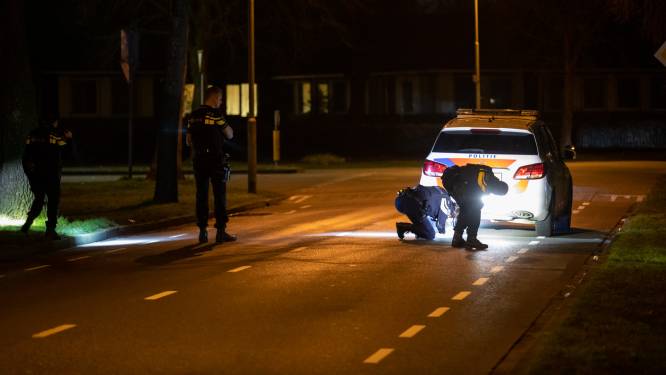 Politie Roosendaal zet buurt tijdelijk af: melding van schietpartij in Kalsdonk lijkt loos
