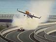 Spectaculaire beelden: Daniel Ricciardo racet in Formule 1-bolide tegen stuntvliegtuig