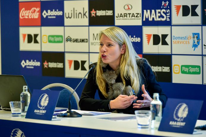 Stephanie Forde, hier tijdens een seminarie voor scheidsrechter in de Gentse Ghelamco Arena, in 2016, wordt Operations Director.