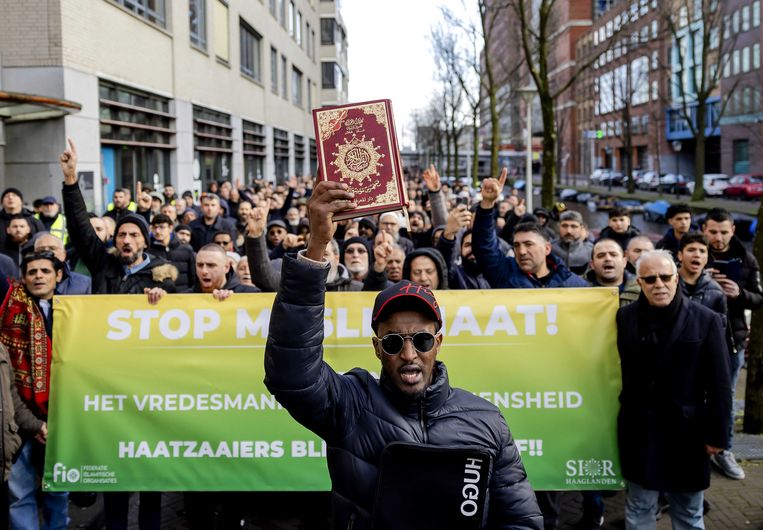 Deelnemers aan de demonstratie tegen moslimhaat in Den Haag. Beeld ANP