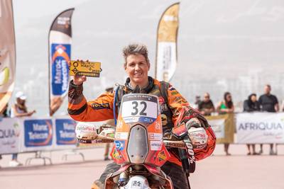 Bornse motorcoureur Mirjam Pol is wereldkampioen rally: ‘Voelt wel heel bijzonder’