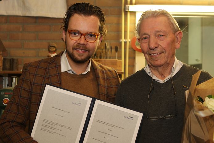 Wethouder Daan de Kort (links) en Toon Sleegers.