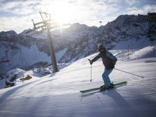 Les domaines skiables suisses pourront rouvrir dès le 22 décembre: les cantons trancheront