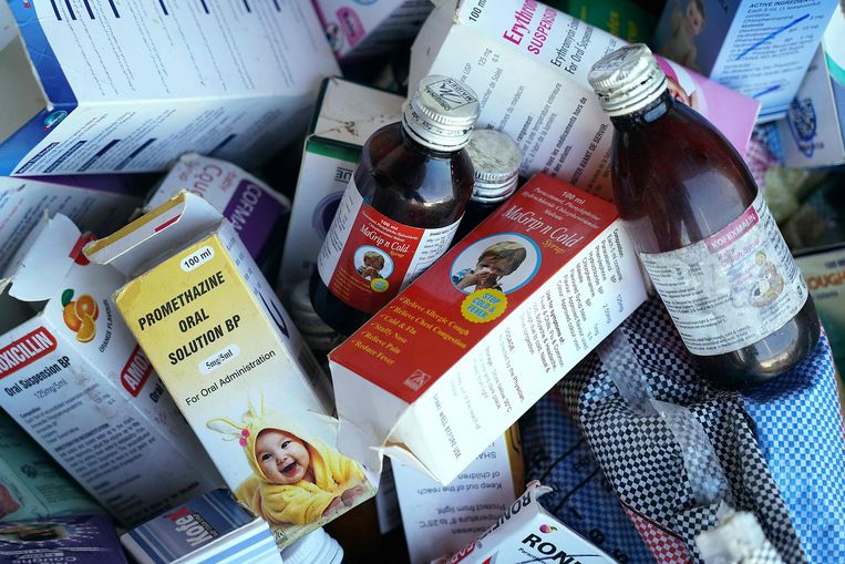 Giftige hoestdrank eist deze keer vooral de levens van Gambiaanse kinderen - Trouw