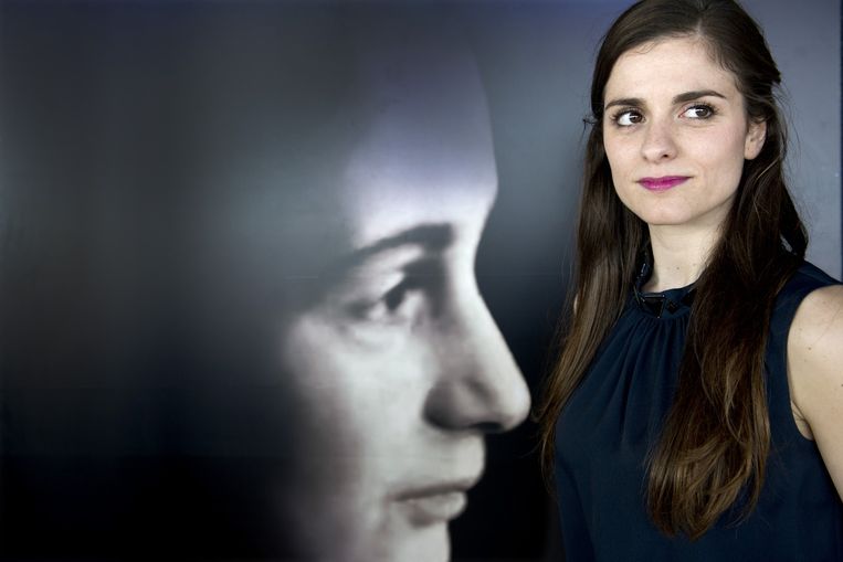 Actrice Rosa da Silva tijdens de castpresentatie van de theatervoorstelling ANNE. Da Silva speelde Anne in het theaterstuk over het leven van Anne Frank. Beeld ANP