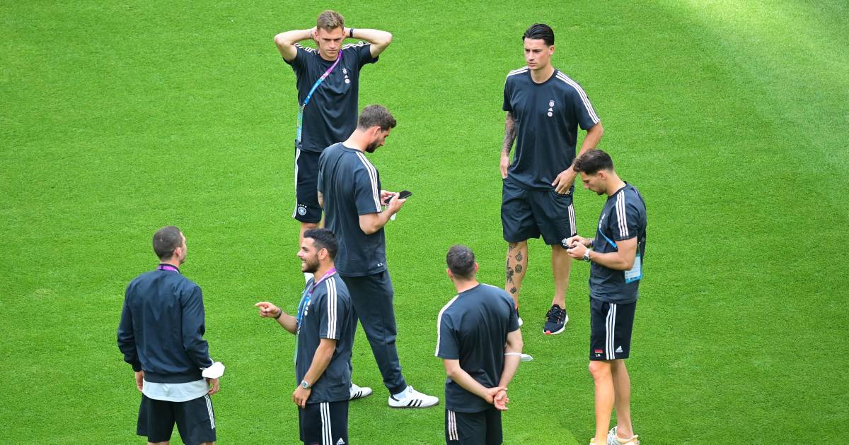 LIVE (18u). Löw en Santos veranderen niets aan basiself in ...