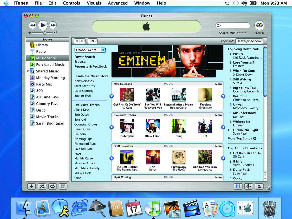 Zo zag de iTunes Music Store er in 2003 uit bij lancering.  Beeld Getty Images