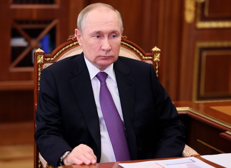 Vladimir Poetin op vrijdag in het Kremlin. Beeld AP