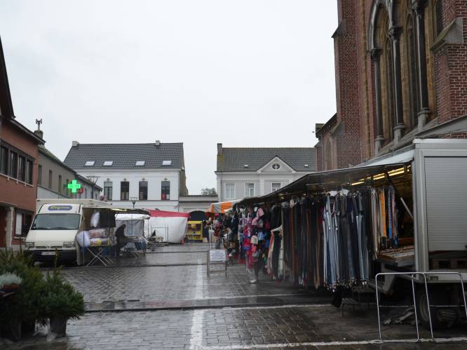 Vrijdagmarkt verhuist tijdelijk naar Achterstraat door voorbereidende werken voor heraanleg Sint-Goriksplein