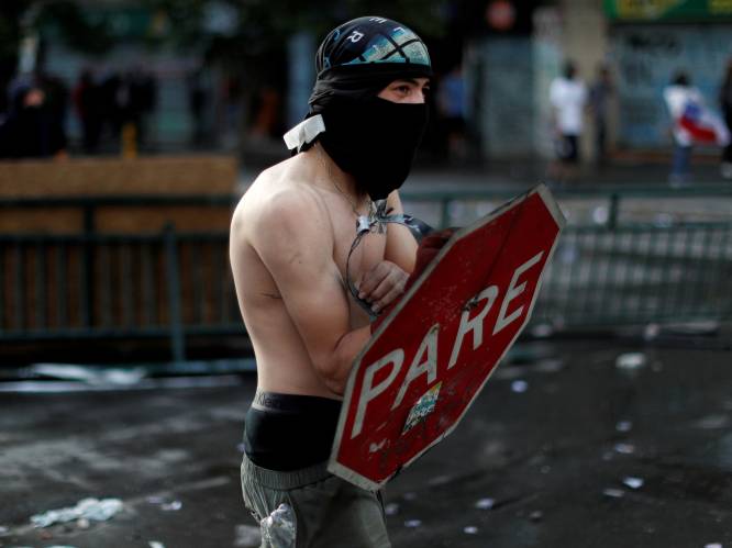 Chileense president kondigt maatregelen aan om geweld tijdens protesten te stoppen