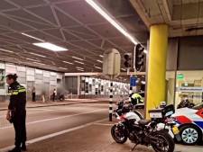 Politie controleert fietsverlichting in de stad: 16 boetes uitgedeeld in een half uur