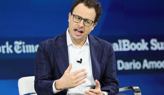 ‘Pentagon geeft Anthropic tot vrijdag om in te stemmen met ongehinderde toegang tot AI-modellen’