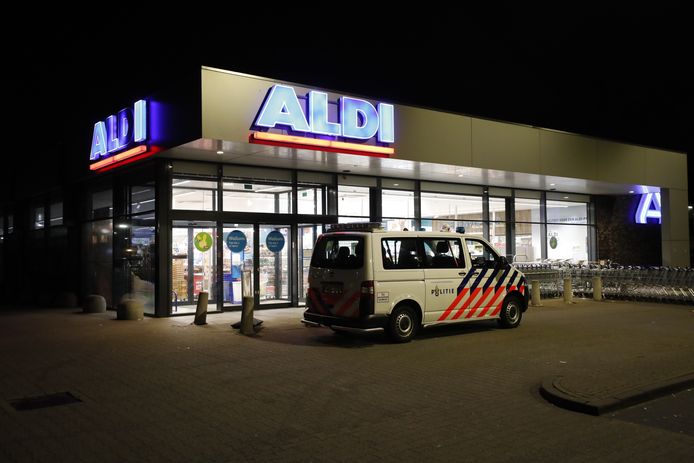 Een filiaal van Aldi werd dinsdagavond overvallen.
