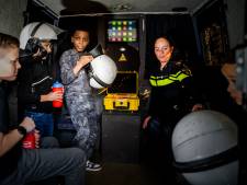 Personeel werven door ze op te sluiten: politie opent escaperoom naast De Kuip