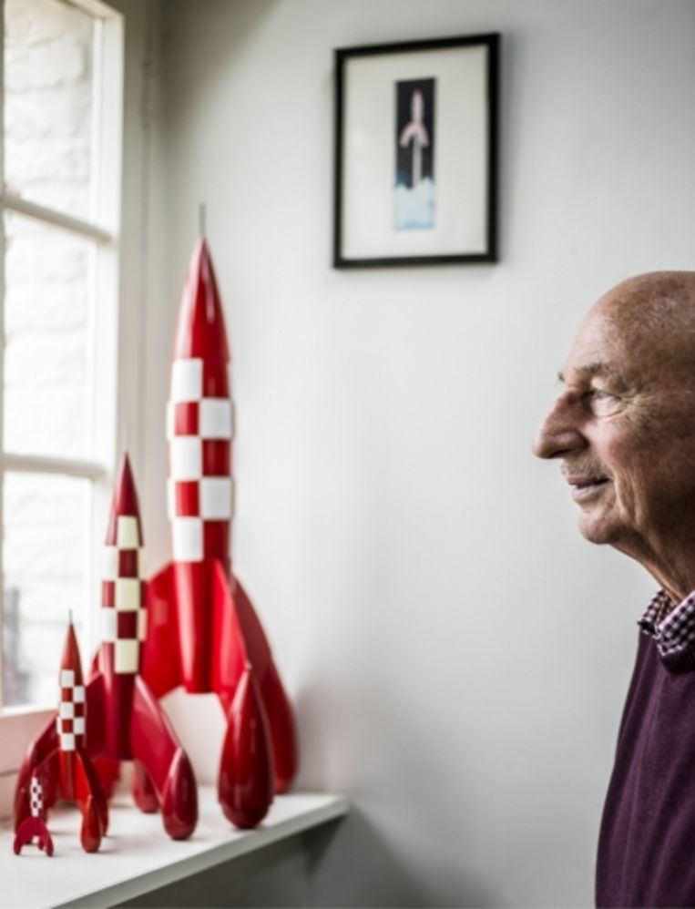 'Op aarde meten we in meters, daarboven in lichtjaren. Wat stelt de mens met zijn gemiddelde lengte van 1,7 meter dan voor?’ Beeld 