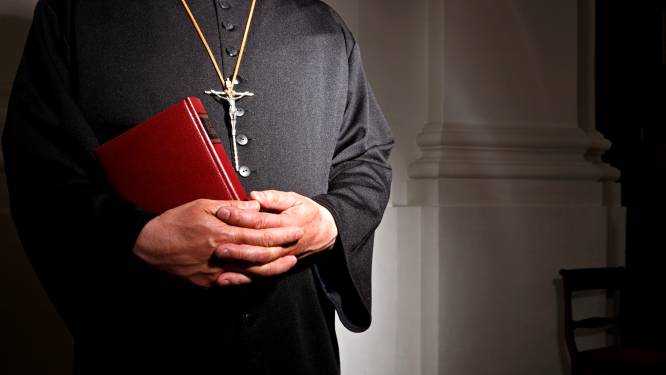 Kerk raakt invloed op Radboud Universiteit en ziekenhuis kwijt