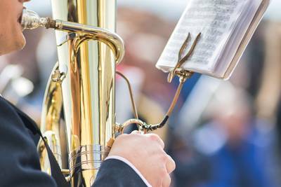 Promsconcerten fanfare St. Nicasius Heeze met ook reünie-optreden Mothers Mega Band