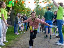 Wat geef je een kind na het uitlopen van de Avondvierdaagse? ‘Met alleen een bloem is m'n dochter niet blij’