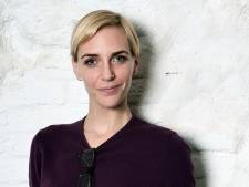 Belgisch topmodel (43) haalt uit naar modewereld: ‘Wij zijn ‘mooi’ en mogen dus nooit klagen’