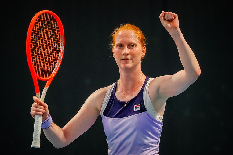 Alison Van Uytvanck mag juichen na een eerste winst down-under. Beeld BELGA