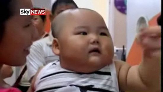 Le Bebe Michelin Pese Kilos A 10 Mois Insolite 7sur7 Be