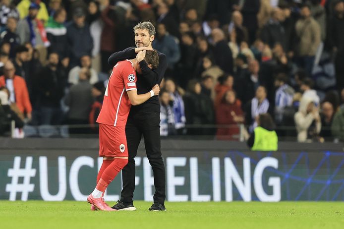 Mark van Bommel staat nog steeds met lege handen bij Antwerp.