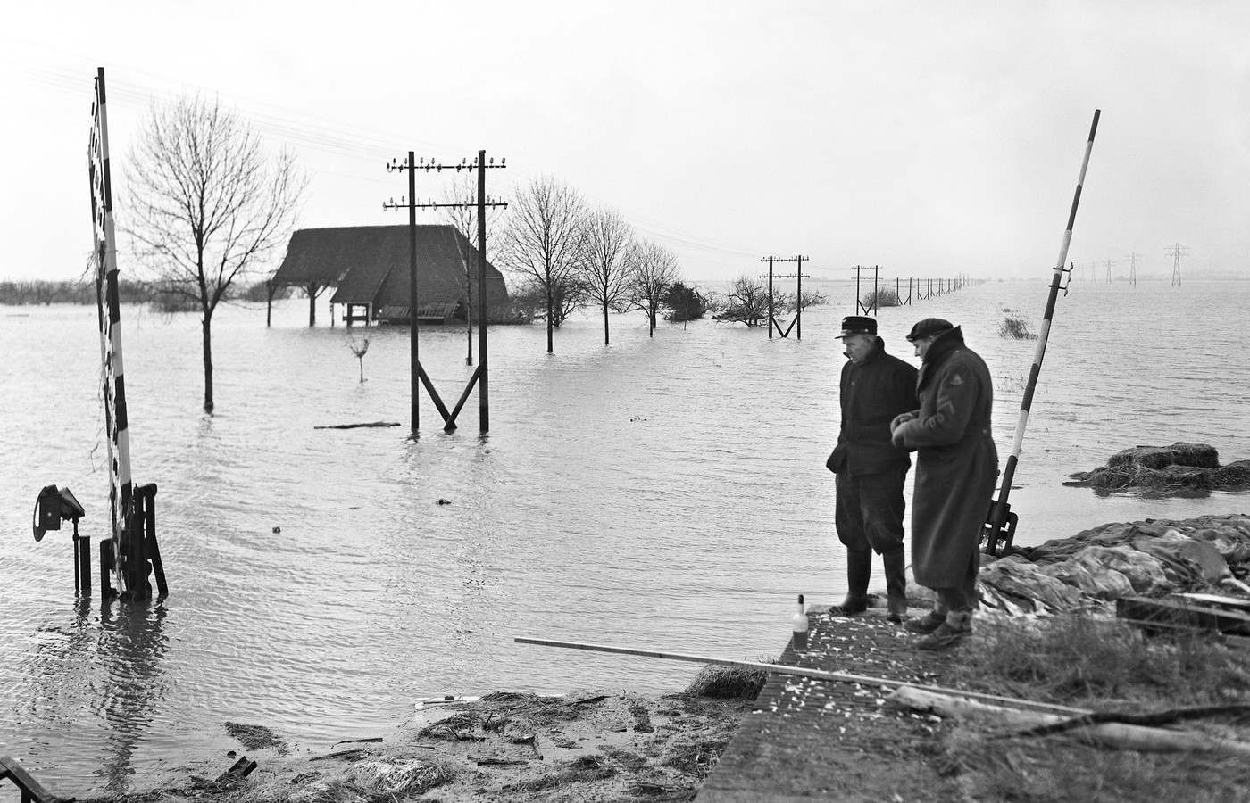 De Ramp in het kort hoe het water alles veranderde Foto AD.nl