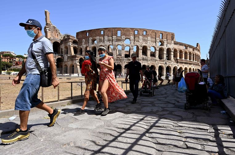 L’Italia sarà completamente verde sulla mappa con le destinazioni di viaggio, la Spagna orientale e Cipro saranno rosse.