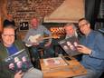 DJ's Dominique Stove, Bob Van Maele en Bruno Lambert (Koen Beirnaert ontbreekt op de foto), met de ludieke hoes die knipoogt naar Queen. Op de achtergrond zien we gitarist Luc Rousseau.