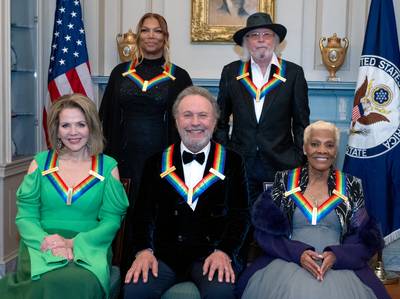 Queen Latifah et Billy Crystal parmi les honorés du Kennedy Center à Washington