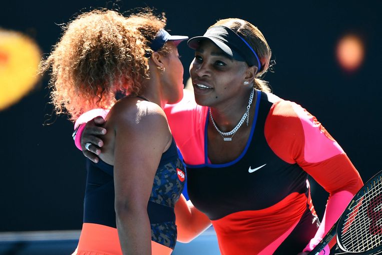 Williams feliciteert Osaka.   Beeld AFP