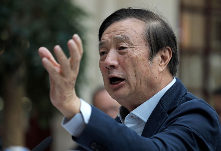 Ren Zhengfei: “Het Westen denkt dat de ideologie op Huawei-apparatuur staat gedrukt.” Beeld AP