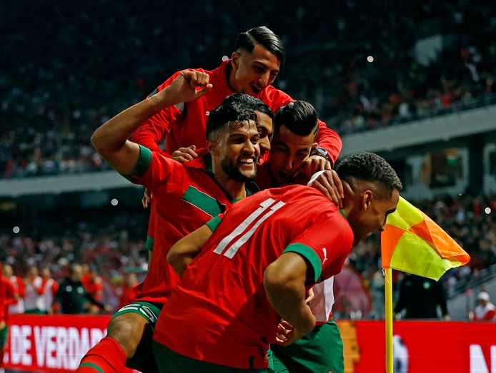 Feest bij Marokko na de 2-1 van Abdelhamid Sabiri.