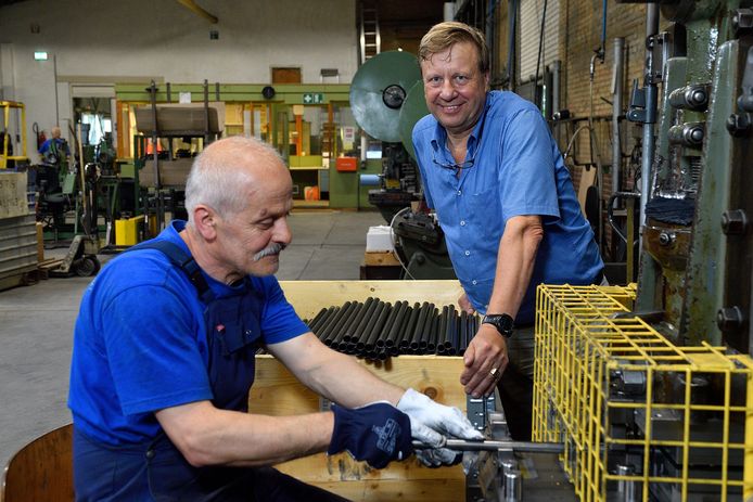Bij Umefa worden tien miljoen tentharingen en 700 kilometer aan tentstok per jaar gemaakt.