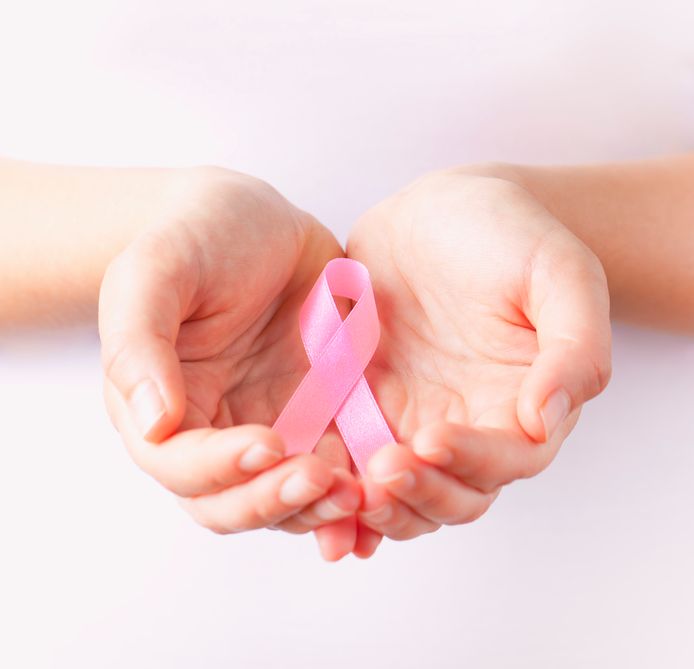 Het roze lintje dat de Borstkankervereniging Nederland jaarlijks toekent aan ziekenhuizen die voldoen aan de criteria voor patiëntgerichte borstkankerzorg. Foto ter illustratie.