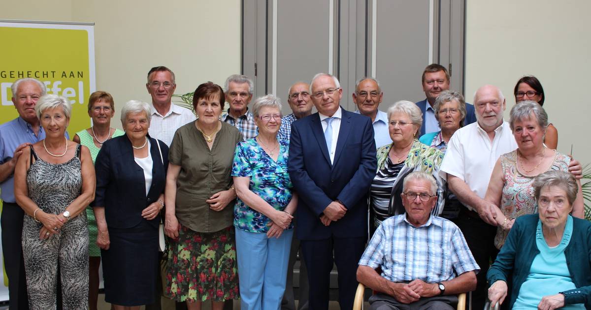 Jubilarissen ontvangen op gemeentehuis Duffel hln.be