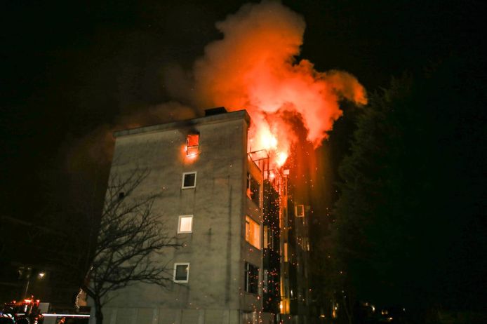 Mogelijk Ruzie Voorafgaand Aan Brand In Dordtse Flatwoning Geen Gewonden Dordrecht Ad Nl