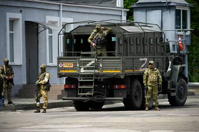 Rusland bouwt verdedigingsposities aan grens met Oekraïne: “Bezorgdheid voor een Oekraïense invasie”
