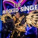 Coely eindigt als Raaf derde in ‘The Masked Singer’: ‘Marcske van ‘F.C. De Kampioenen’ is fan van mijn muziek, echt crazy!’