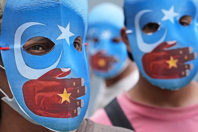 Des dizaines d'étudiants ont organisé ce rassemblement pour demander l'annulation des Jeux olympiques de Pékin en raison de violations présumées des droits de l'homme de la minorité ethnique musulmane ouïghour dans la région chinoise du Xinjiang. 14 janvier 2022.