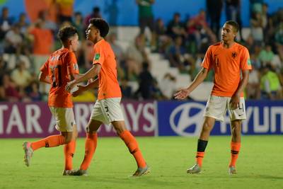Oranje Onder-17 toch naar achtste finale WK