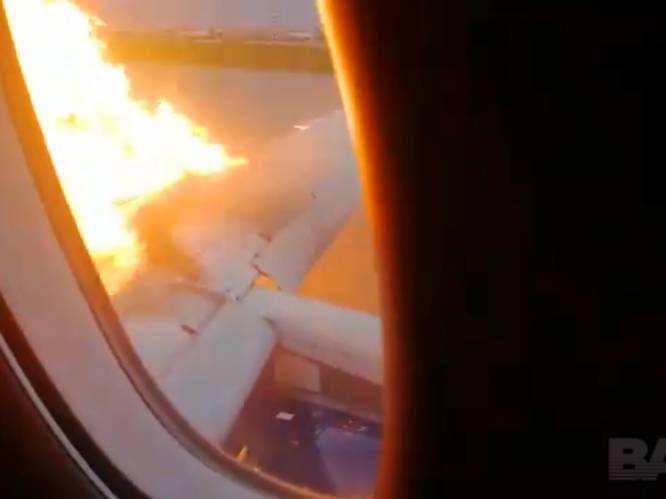 Passagiers filmen paniek tijdens noodlanding Russisch vliegtuig en danken personeel voor “heldendaad”